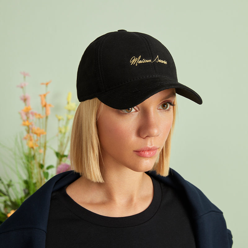 Black Cap front detailed view