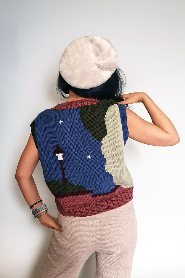 Zone Design Pufi Sweater back view, cosy handknitted acrylic sweater unique piece